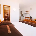 Lejlighed In With Sea View, Balcony, Air Conditioning, Wi-fi *