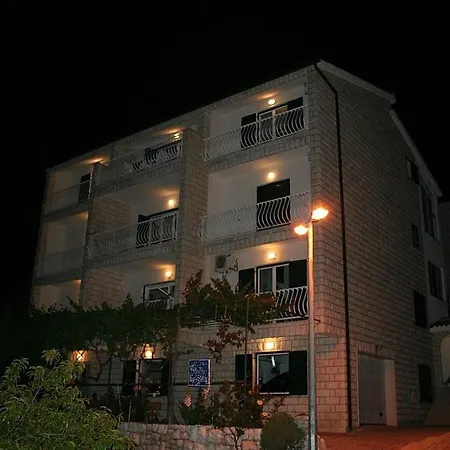Lejlighed In With Sea View, Balcony, Air Conditioning, Wi-fi *